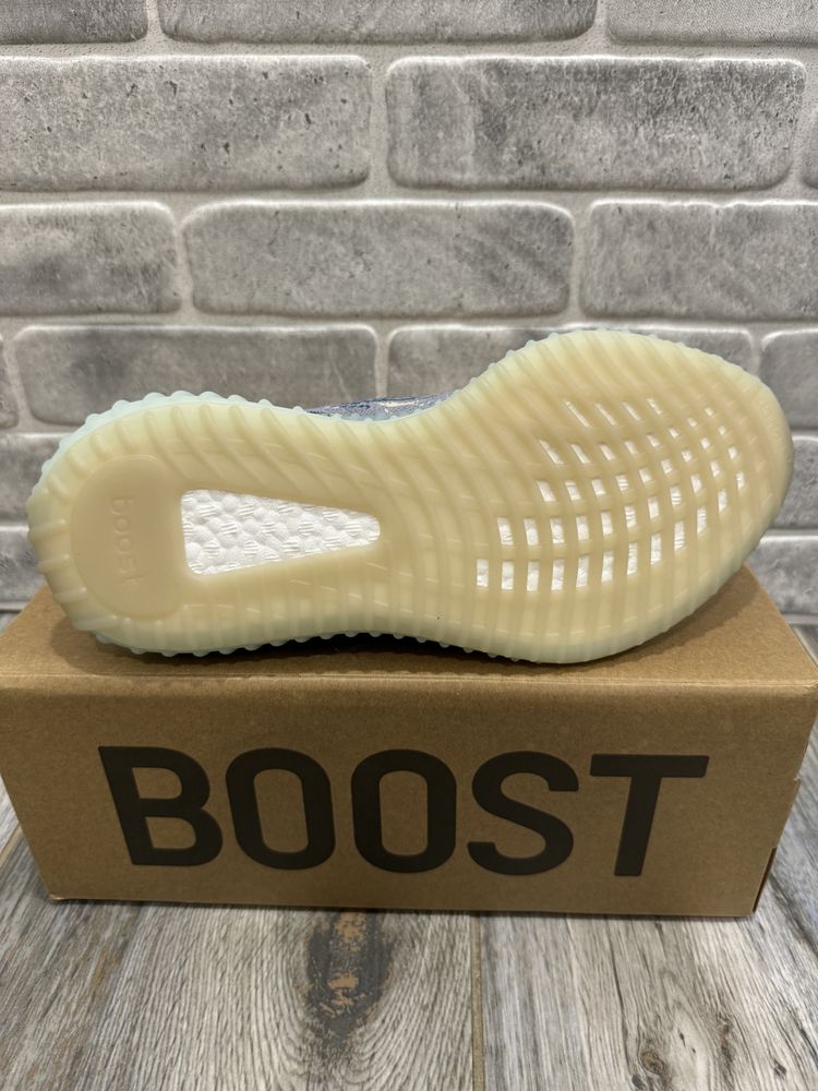 36-46 Yeezy 350 v2 Mx Frost Blue