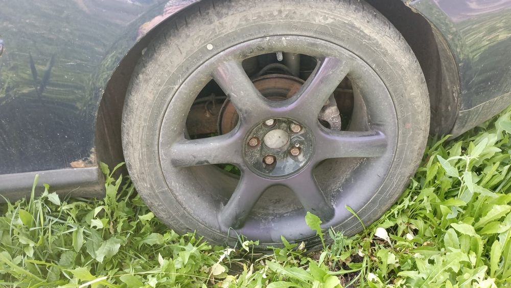 Vând jante oz și cauciucuri sport active 225/45R17