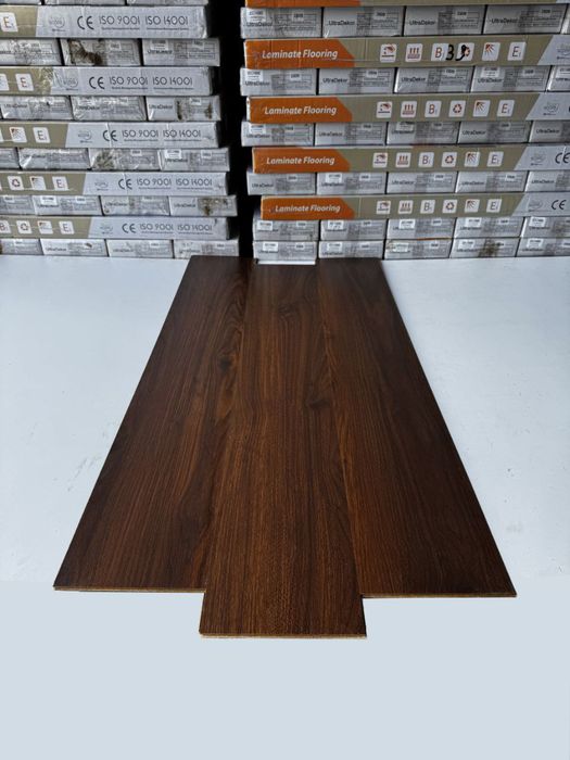 Laminate flooring