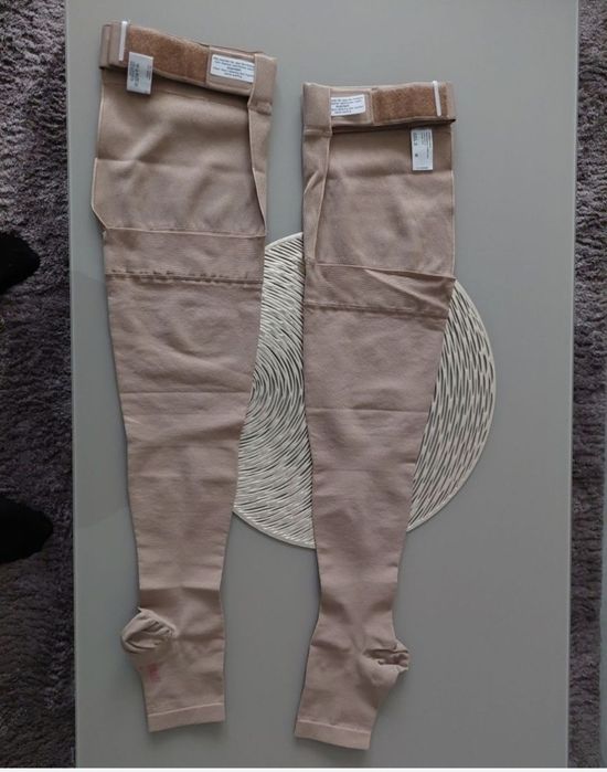 Vând monocolant terapeut