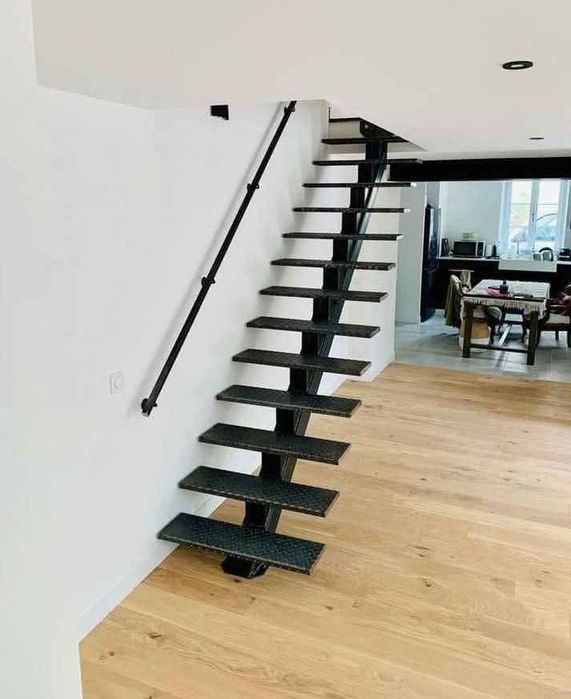 Vindem grătare zincată și orice ce se vede în poze