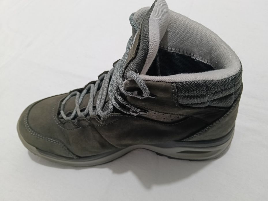 37,5 Ghete Lowa Locarno Gore-tex masura 37,5