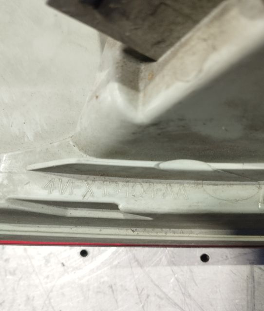 Lampa / Tripla stop dreapta pe aripa 1K6 945 112C Volkswagen VW Golf