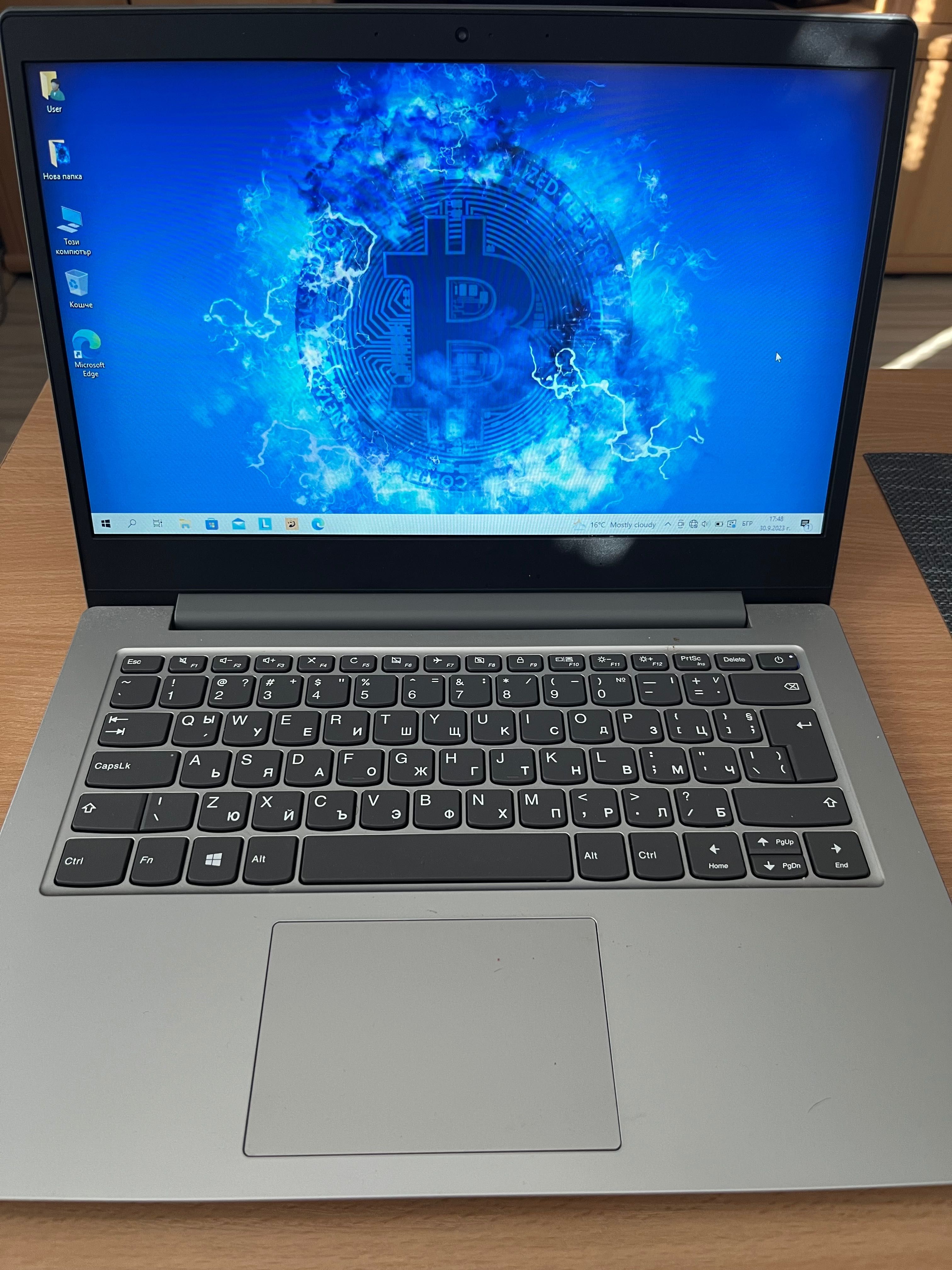 Lenovo ideapad 1