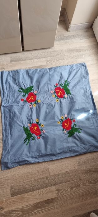 Fata de perna cusuta manual / traditionala