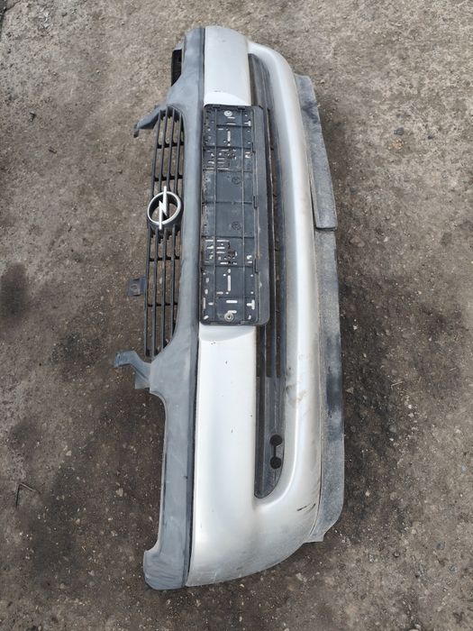 Предна броня за Опел Корса Б