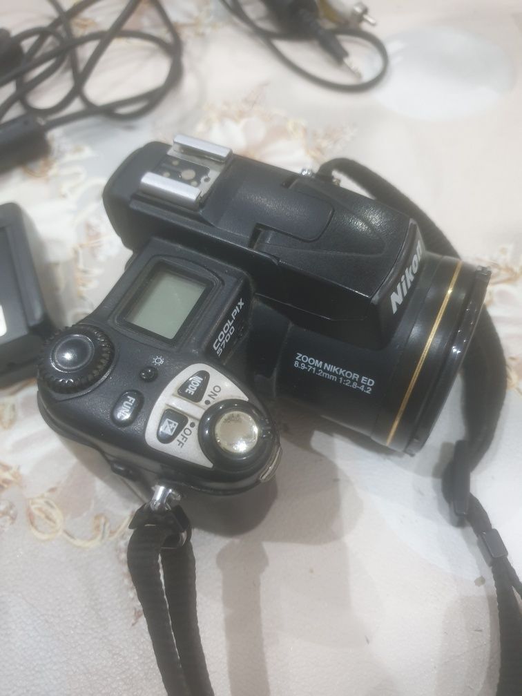 Срочно арзон Фотоаппаратлар,Объективлар,хамаси