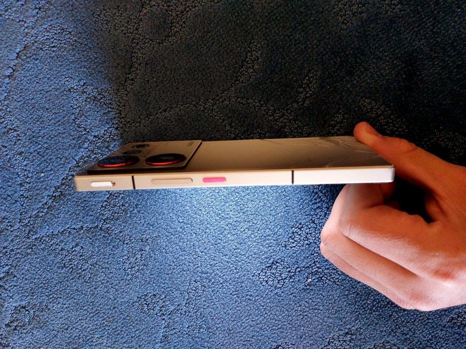 ZTE Nubia z50 ultra 12/516 gb Game telefon