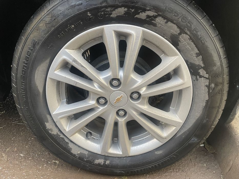 Колеса с дисками R15 шипованные