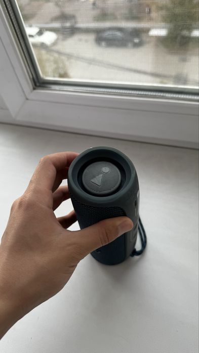 Продам колонку JBL FLIP 5