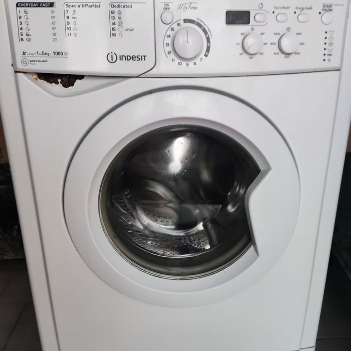 Пералня Indesit EWSD 51051 на части