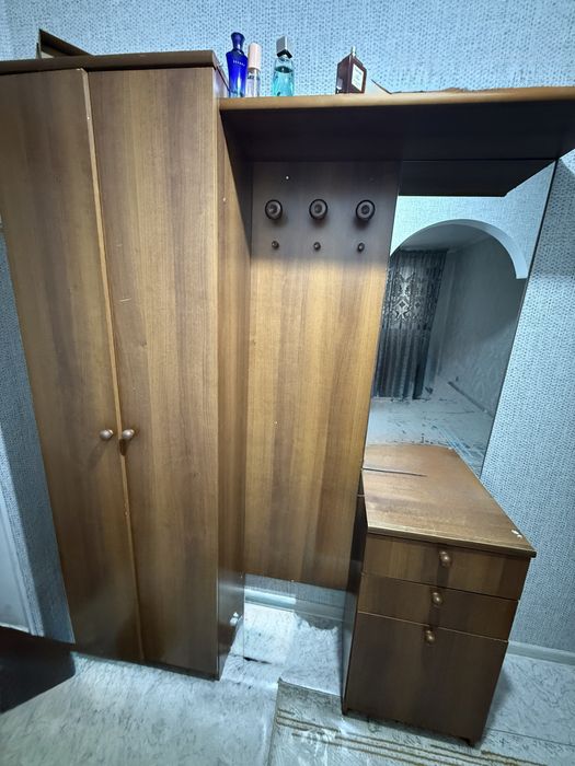 Шкаф для прихожей