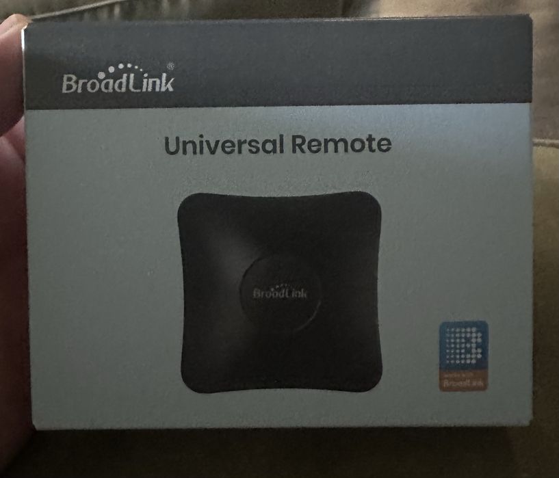 Broadlink RM4 Pro