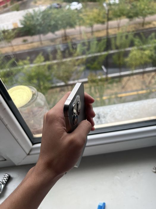 Iphone 15 pro srochna!!