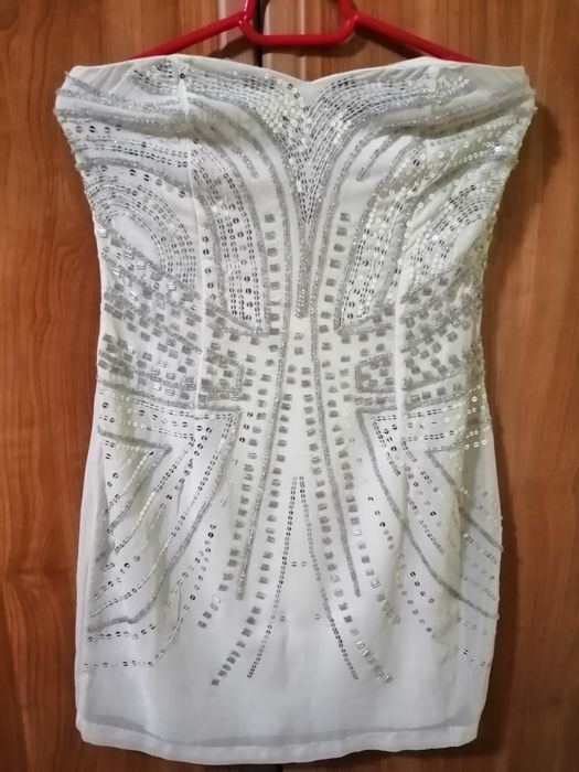 Vând rochie si șalopetă de ocazie