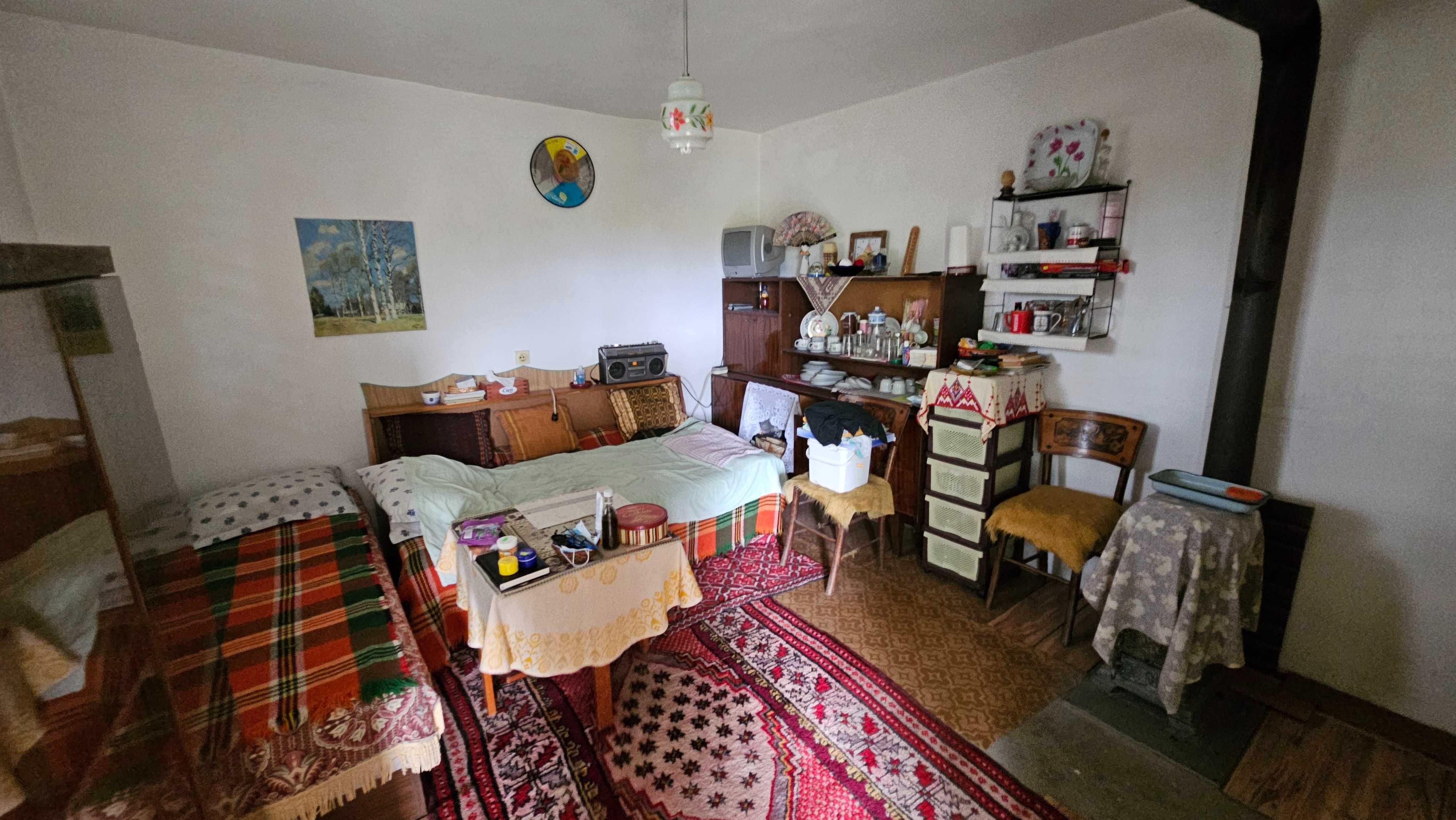 363-Продава се двуетажна масивна вила в местността "Обзор"