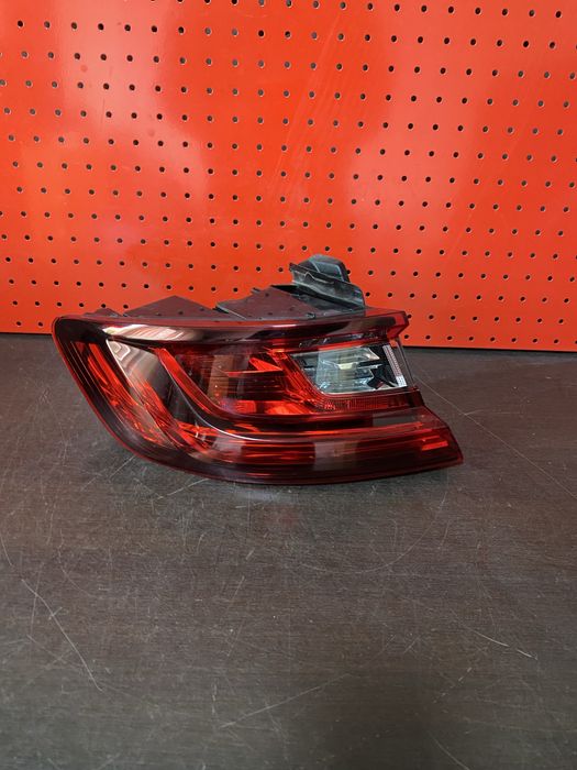 Stop stanga Renault Megane 4 hatchback scurt