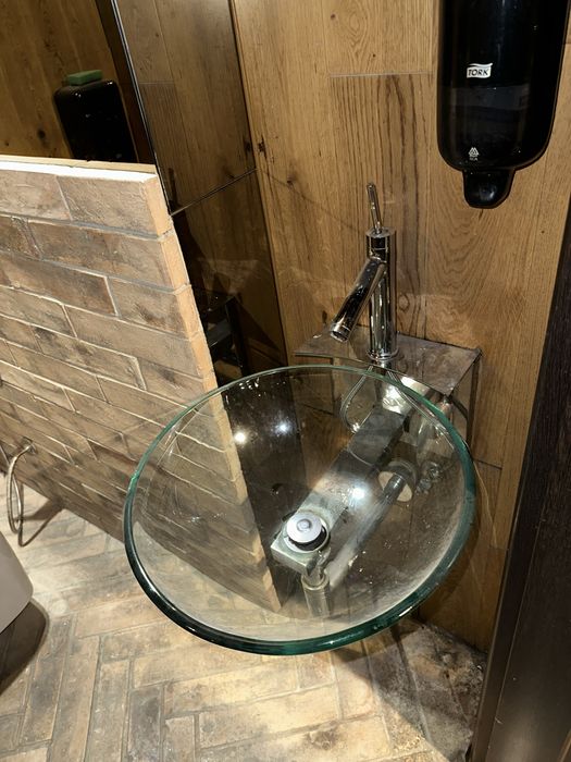 Стъклена мивка със смесител GROHE