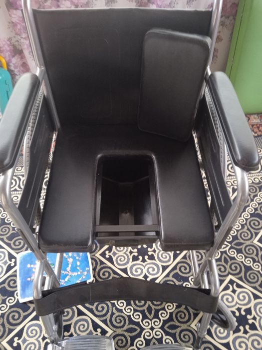 Инвалидная коляска