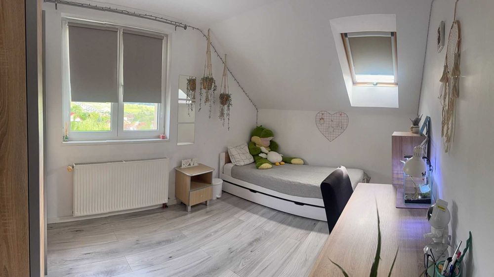 Casa 4 camere + teren 970 Mp