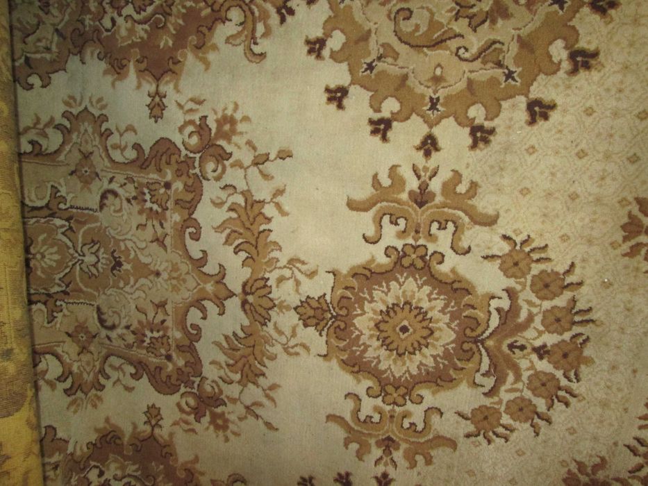 Персииски килим ретро