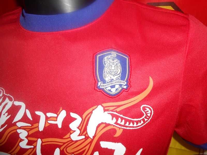 tricou korea red devil coreea  marimea S nou