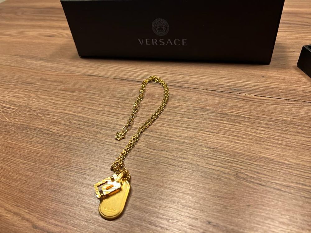 Versace lant cu pandantiv unisex original placat cu aur full box