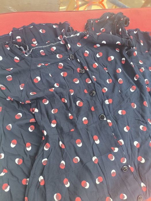 Ayollar uchun koʻylak va yupkalar bor narxi 140 dan 160 gacha