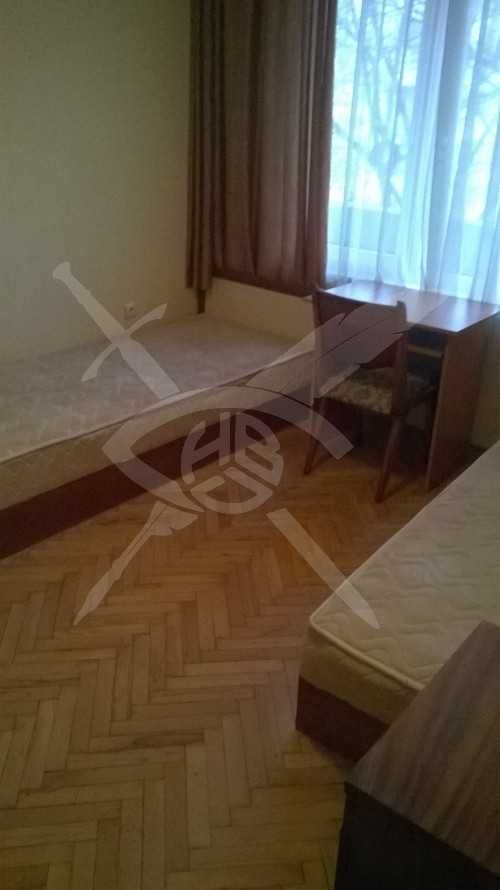 Дава се под наем Тристаен апартамент в Варна, Окръжна болница - 78 кв.м за 300 € - Снимка #2