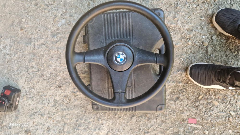 Волан за BMW е34