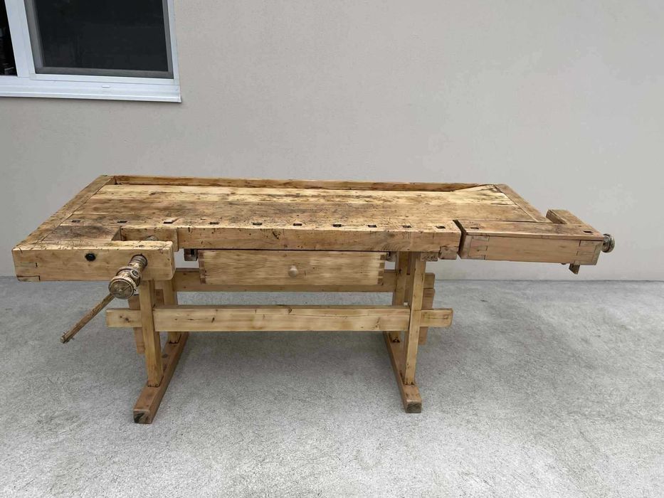 Banc de tamplarie /Banc de lucru rustic / Masa de lucru vechi din lemn