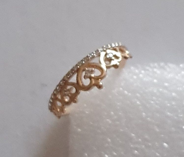 Кольцо   золотое.