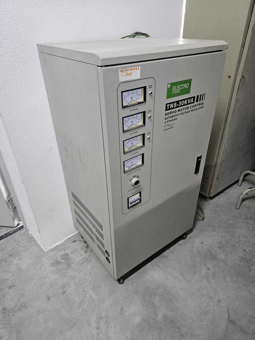 Stabilizator tensiune 30 kw servo motor control