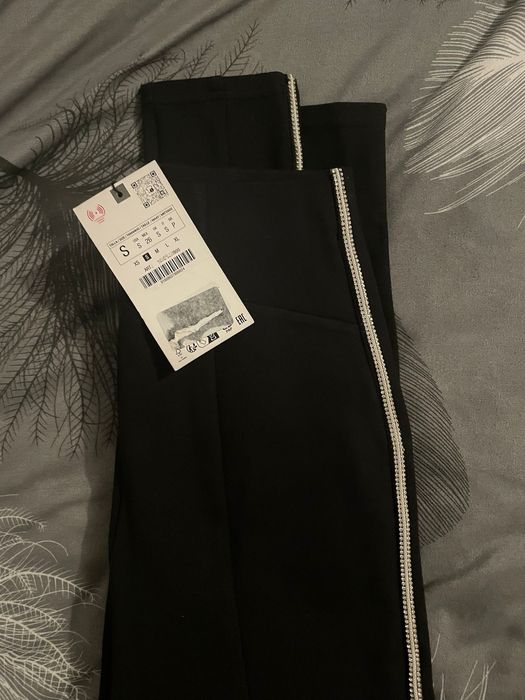 Colanți / pantaloni Zara cu strasuri, noi cu eticheta mărimea S/36