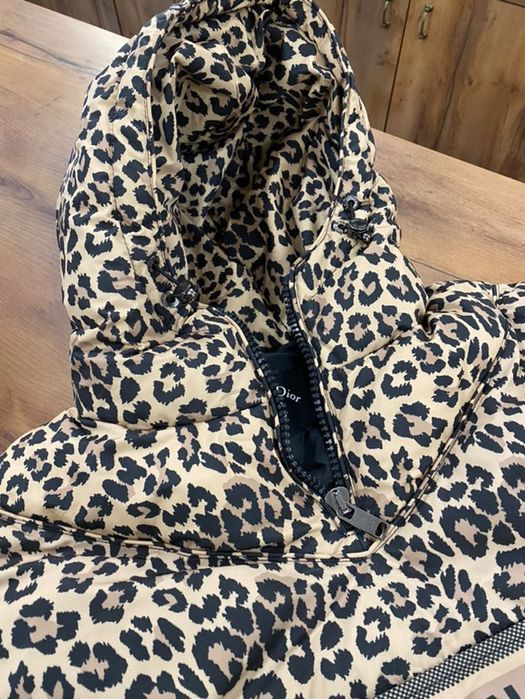 Оригинално дамско яке Dior - леопардов десен, размер универсален