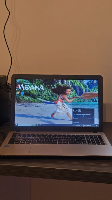 Laptop Asus X540LJ Intel i3, GeForce 920, ssd 240gb