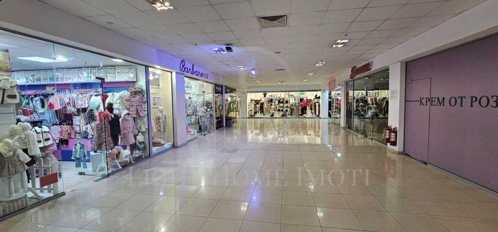 Продава се Магазин в Пловдив, Център - 60 кв.м за 967 €/кв.м - Снимка #1