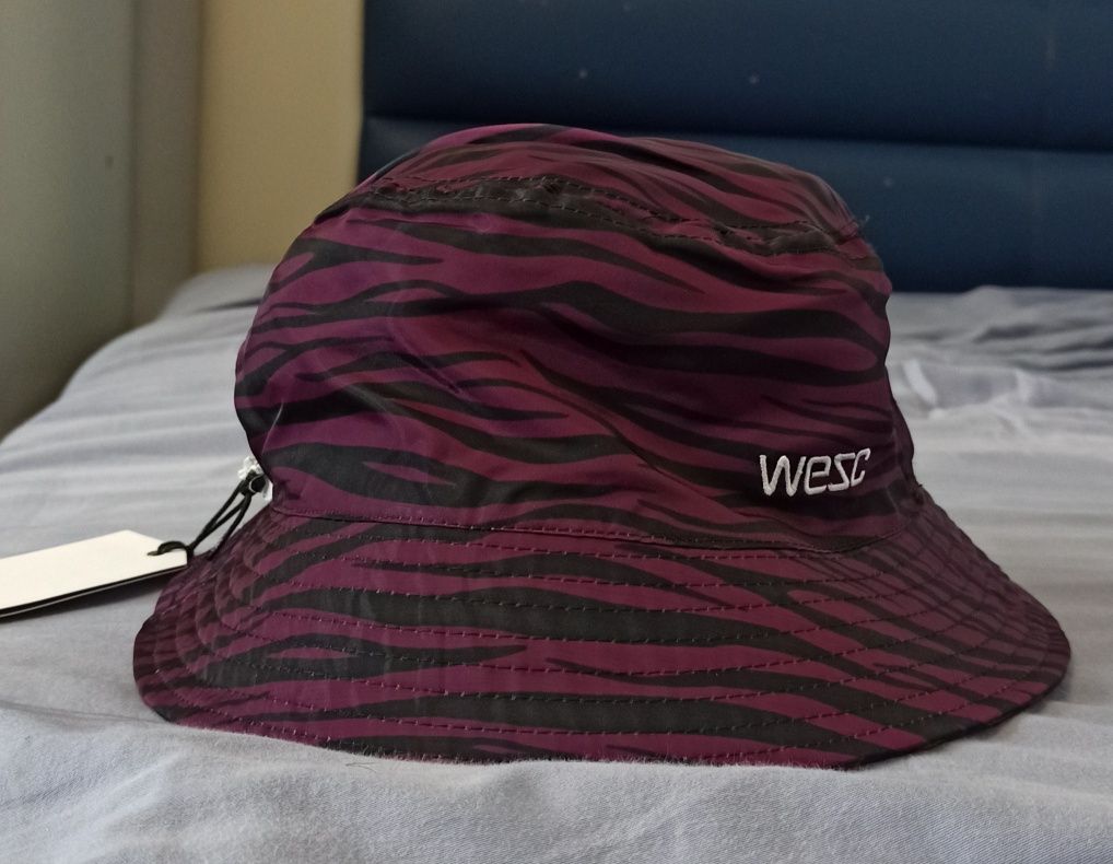 Шапки Wesc двулицева