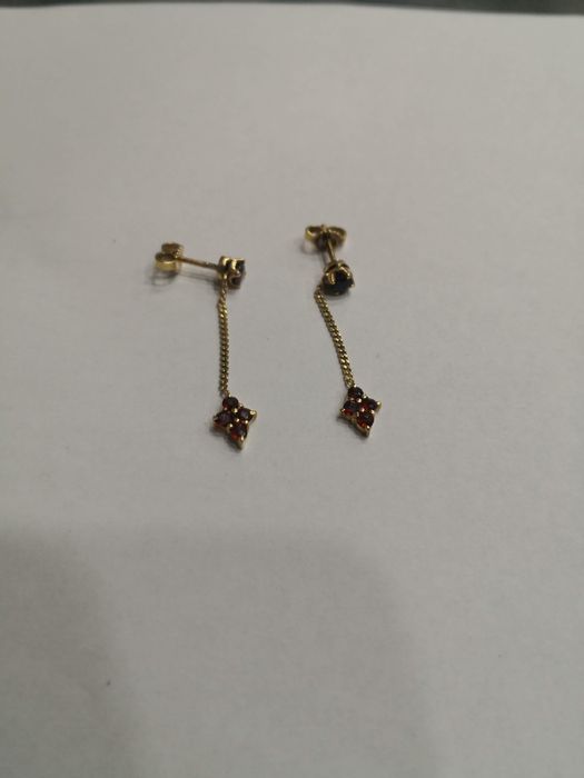 Vind cercei din aur 18kt cu granate Bohemia