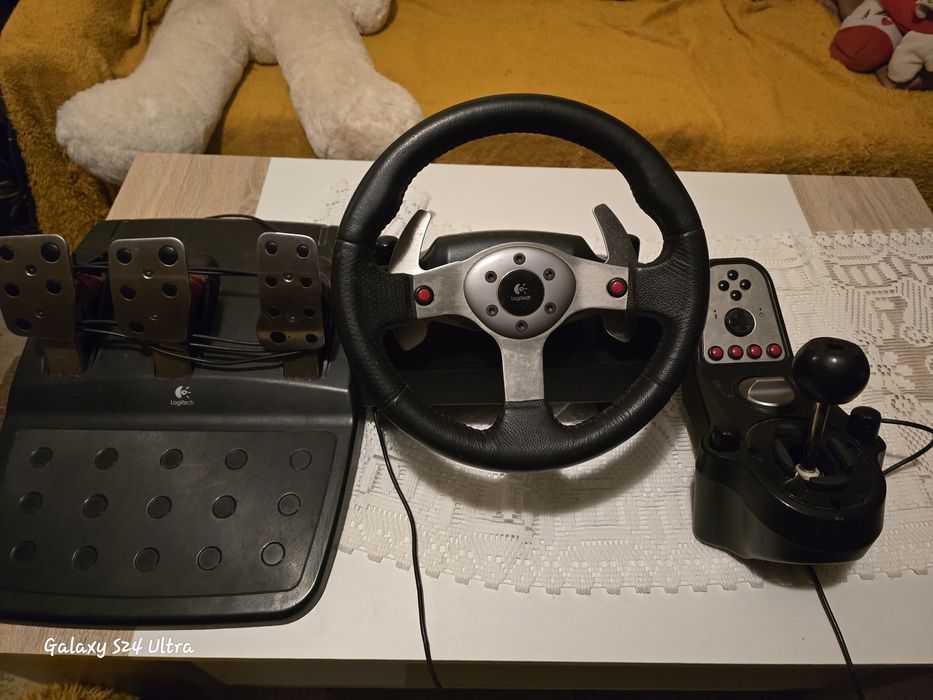 Волан с Шифтър Logitech G25