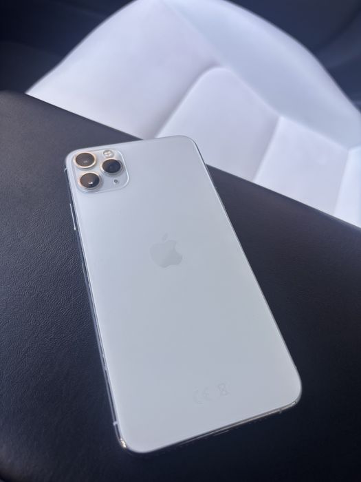 Iphone 11 PRO MAX 256gb отключен.