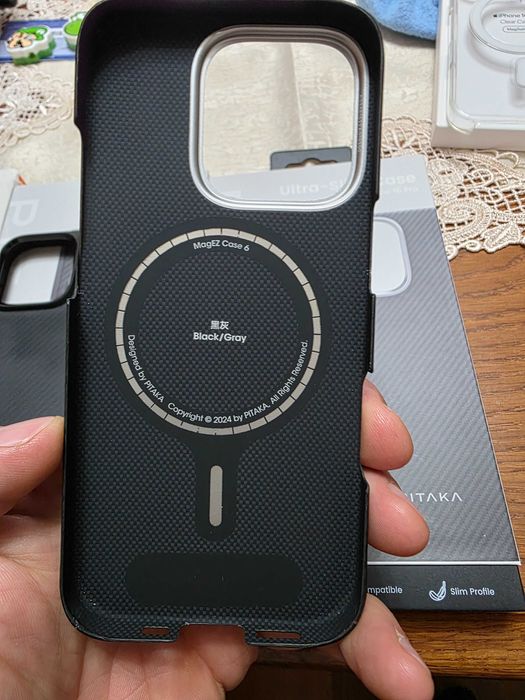 Кейсове за iphone 16 pro