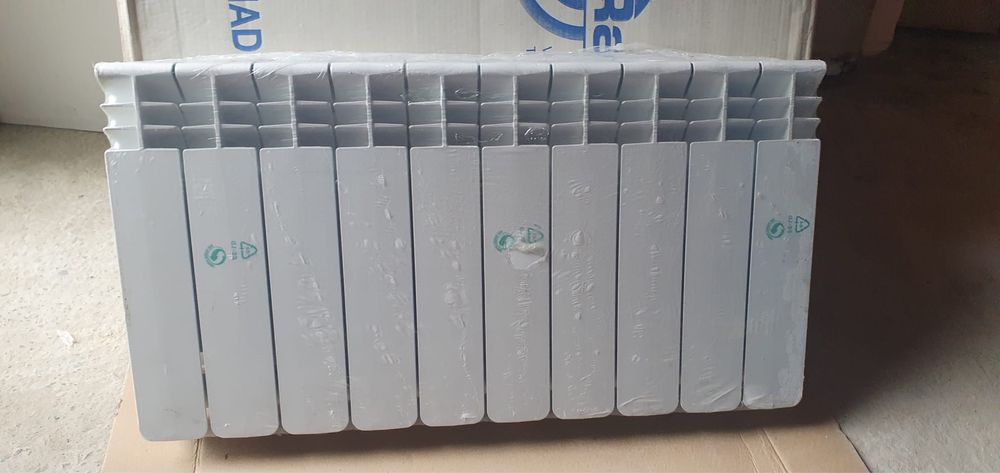 Vand Calorifere , pret pe bucata .