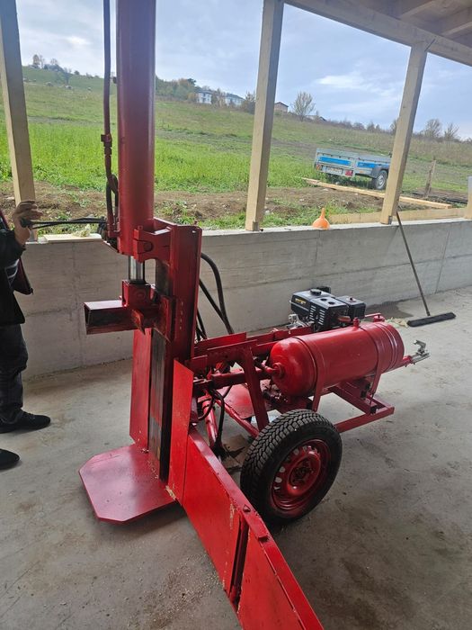 Crepatoare lemne facuta nouă