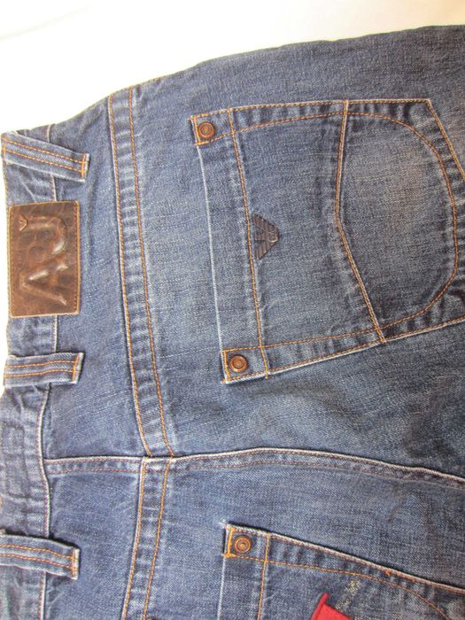 Blugi Armani W33 L32,Talie=86cm,Lung=106cm,drepti, 100%Bumbac, ca noi