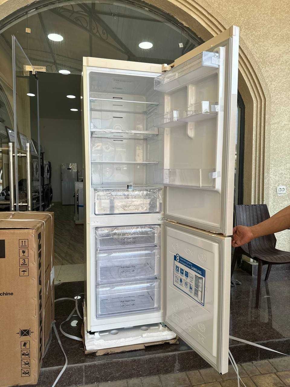 Холодильник Samsung RB31FERNDEL Inverter No Frost