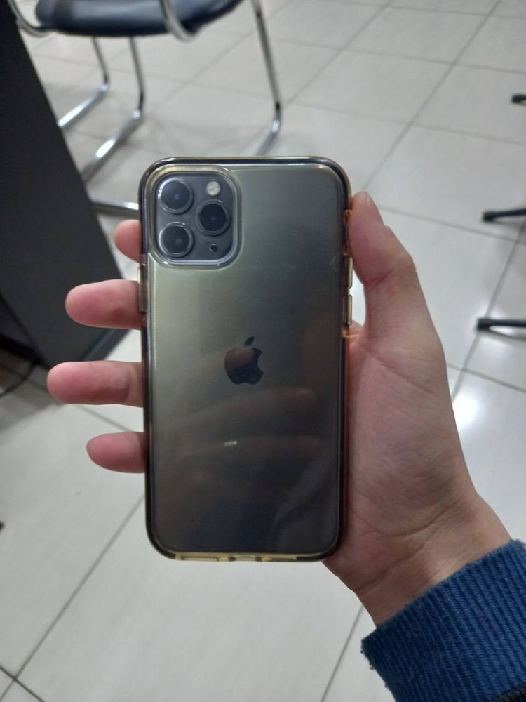 Iphone 11 pro 256 xotira holati zor realni oladganla bosa kelshamza