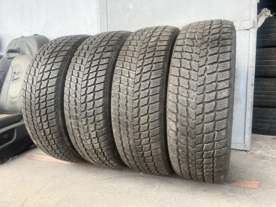 4 бр. зимни гуми 225/60/18 Nexen SUV 8 mm DOT 2517