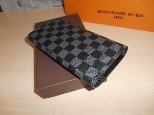 Portofel pentru bărbați Louis Vuitton 084