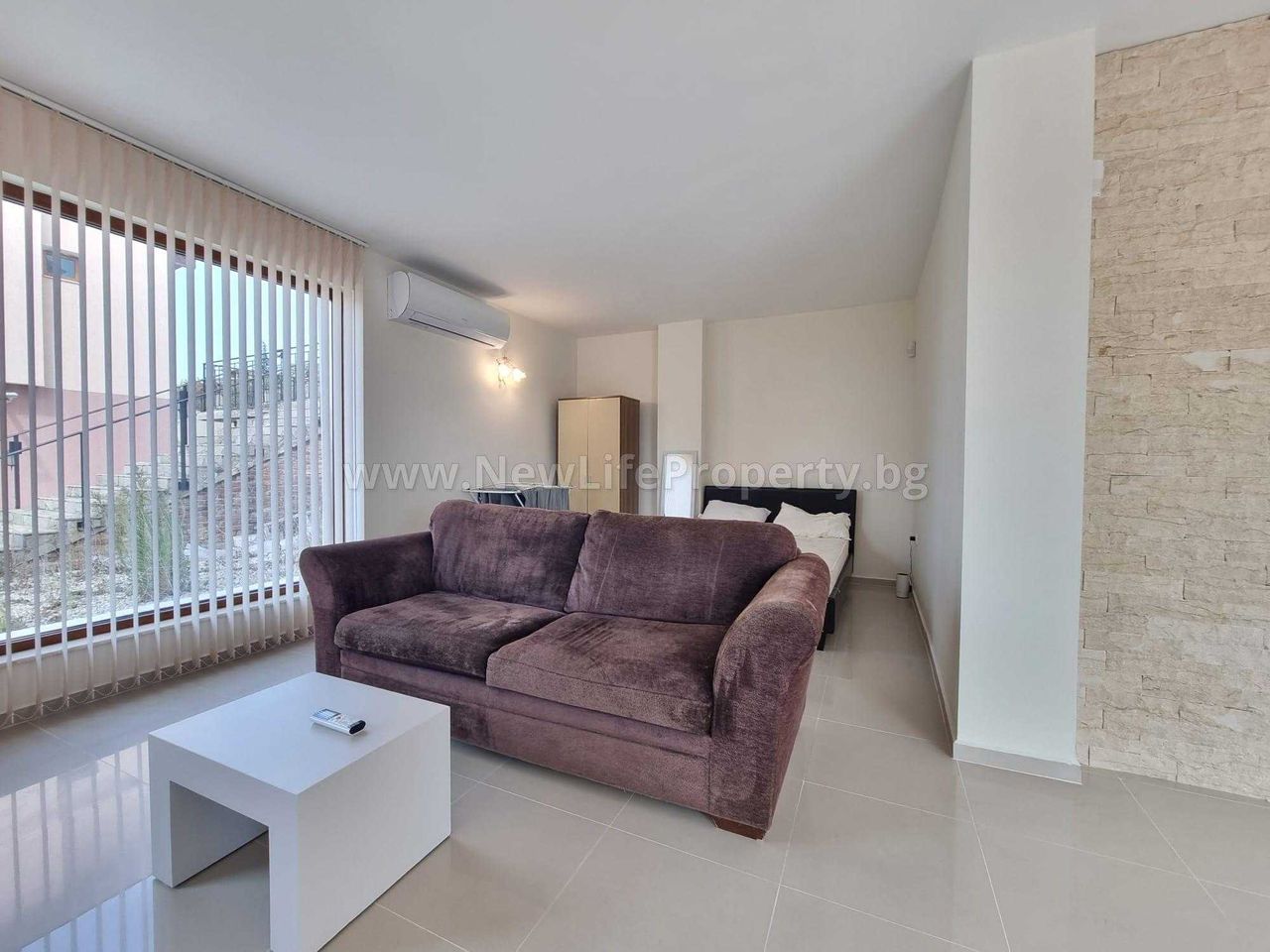 Продава се Къща в с. Кошарица, Област Бургас - 250 кв.м за 1176 €/кв.м - Снимка #6